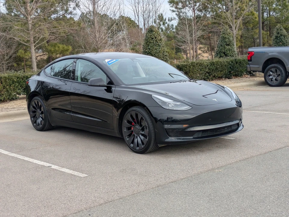 2023 Tesla Model 3 Performance - Image 2 of 12