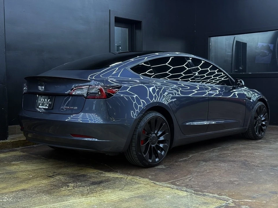 2023 Tesla Model 3 Performance - Image 9 of 12