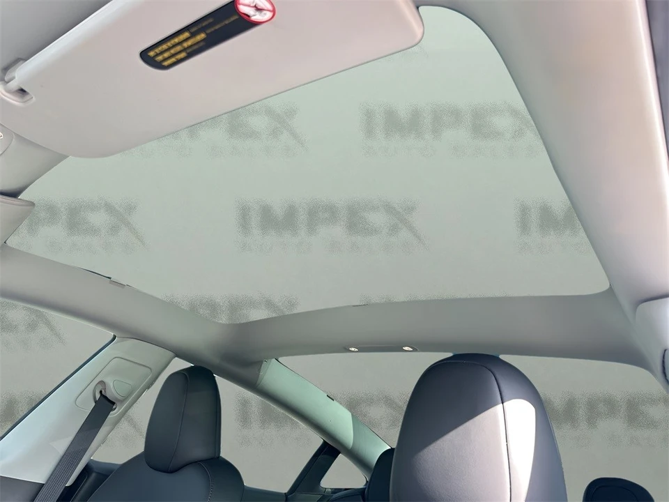 2023 Tesla Model 3 Performance - Image 11 of 12