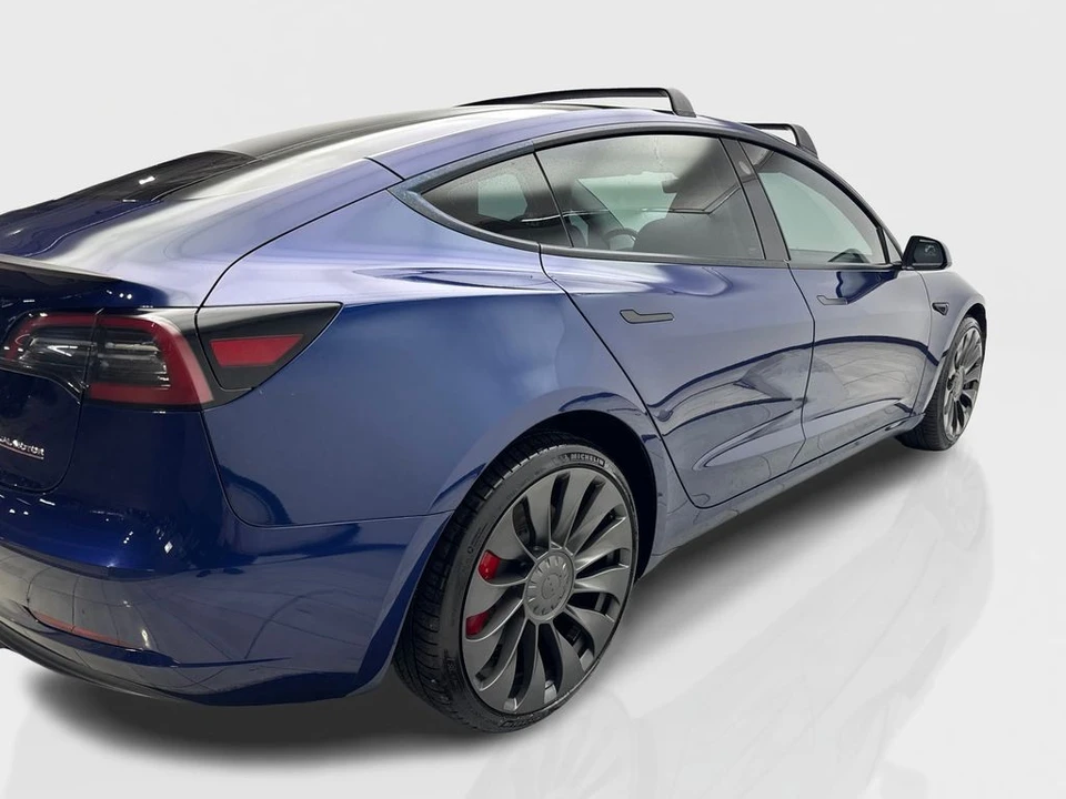2023 Tesla Model 3 Performance - Image 13 of 21