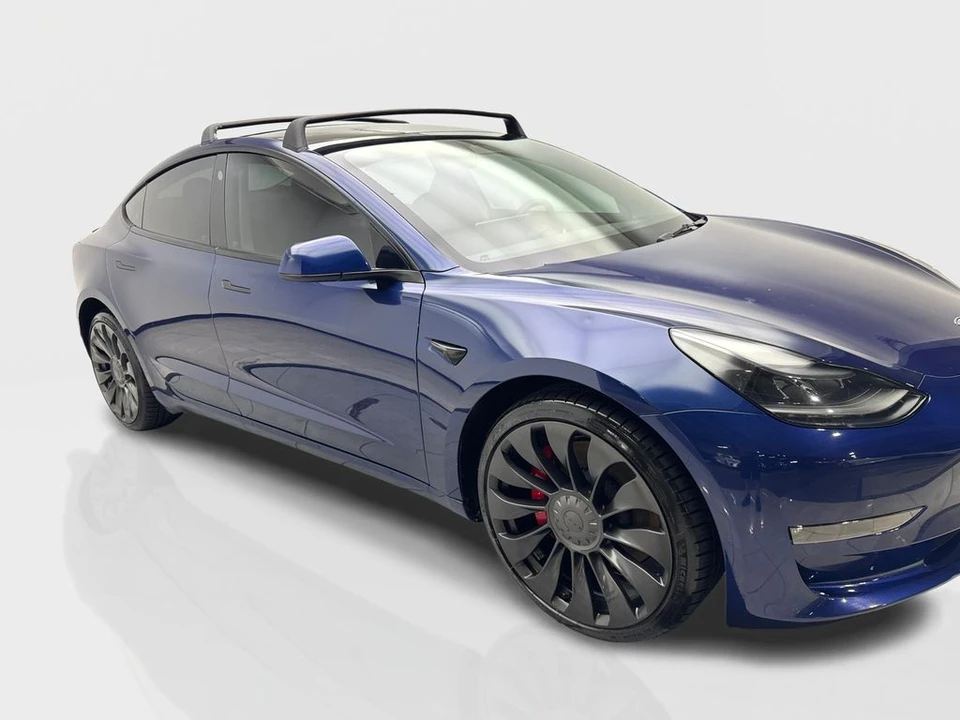 2023 Tesla Model 3 Performance - Image 12 of 21