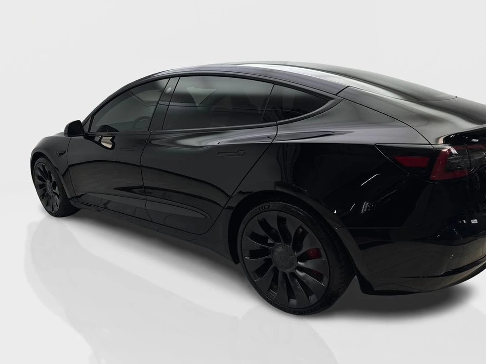 2023 Tesla Model 3 Performance - Image 14 of 21