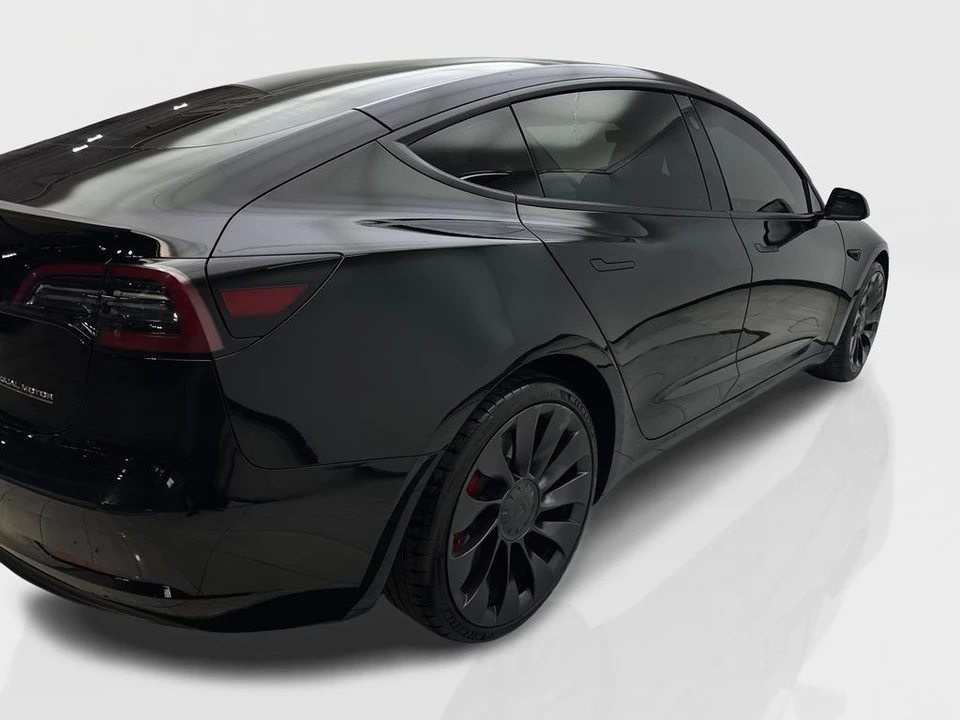 2023 Tesla Model 3 Performance - Image 13 of 21