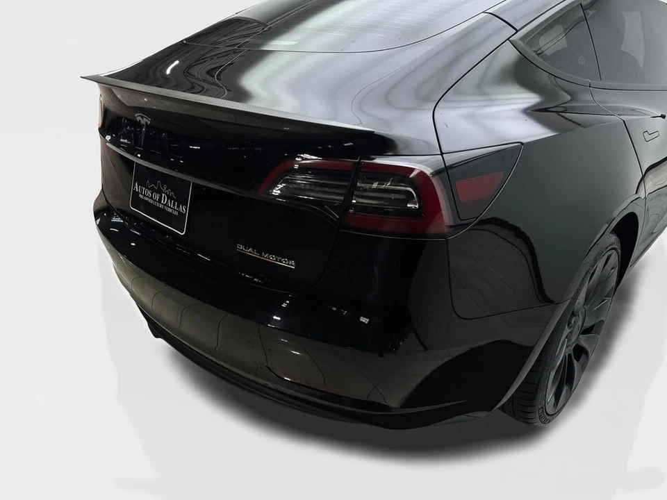 2023 Tesla Model 3 Performance - Image 18 of 21