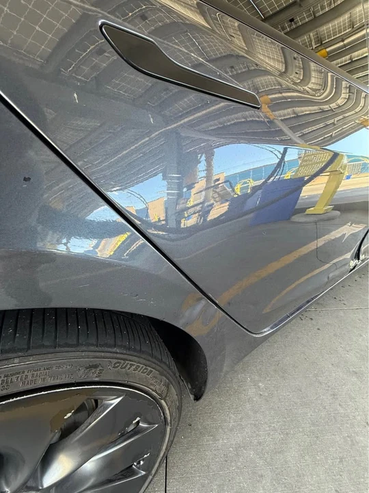 2023 Tesla Model 3 Performance - Image 5 of 5
