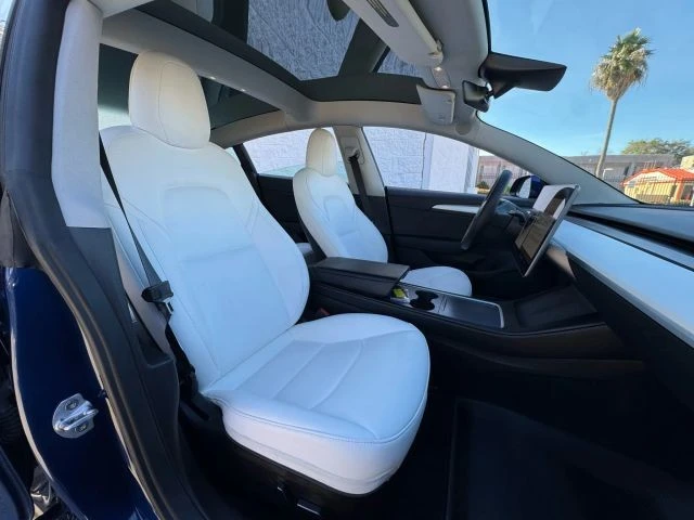 2023 Tesla Model 3 Performance - Image 15 of 21