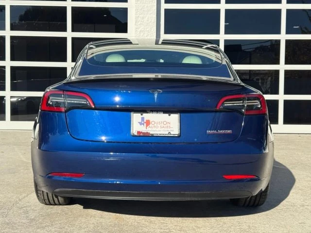 2023 Tesla Model 3 Performance - Image 9 of 21