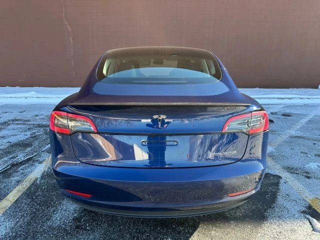 2023 Tesla Model 3 Performance - Image 7 of 18