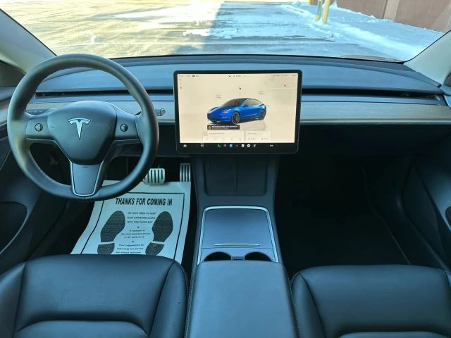 2023 Tesla Model 3 Performance - Image 14 of 18