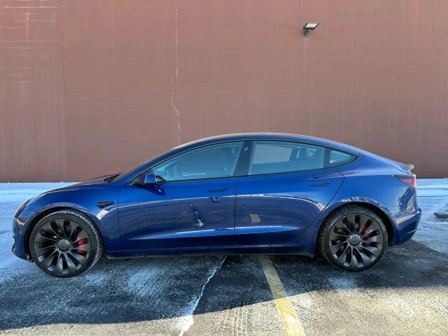 2023 Tesla Model 3 Performance - Image 9 of 18