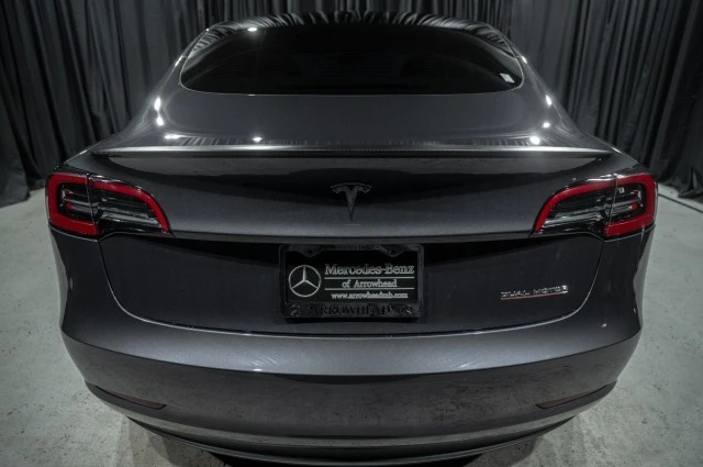2023 Tesla Model 3 Performance - Image 6 of 12