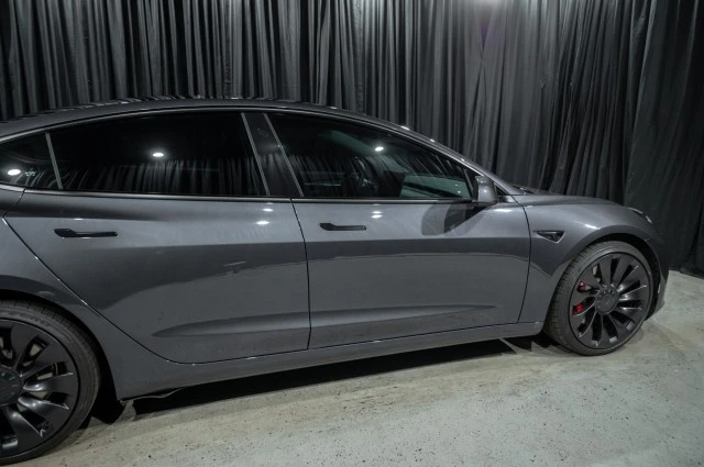 2023 Tesla Model 3 Performance - Image 4 of 12