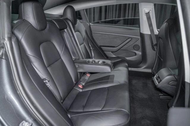 2023 Tesla Model 3 Performance - Image 12 of 12