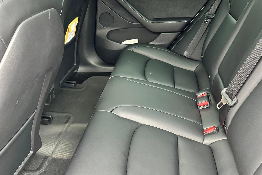 2023 Tesla Model 3 - Image 31 of 31