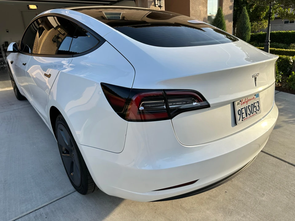 2023 Tesla Model 3 - Image 11 of 31