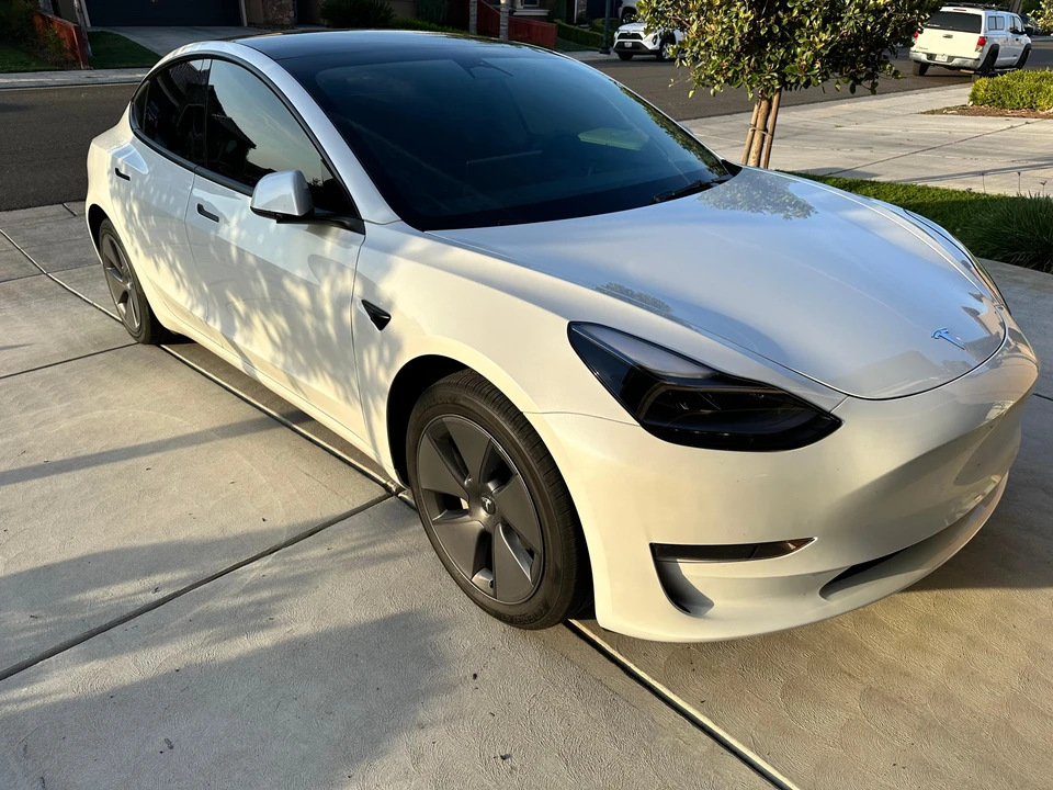 2023 Tesla Model 3 - Image 16 of 31