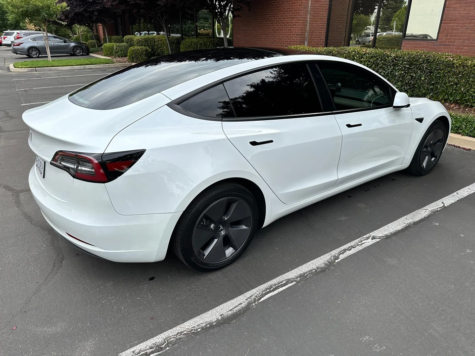 2023 Tesla Model 3 - Image 13 of 31