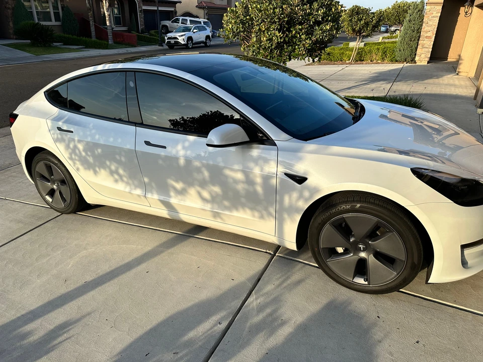 2023 Tesla Model 3 - Image 15 of 31