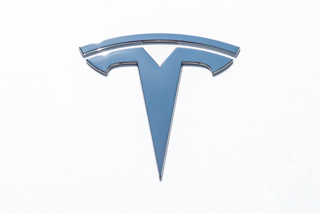 2023 Tesla Model 3 - Image 27 of 31
