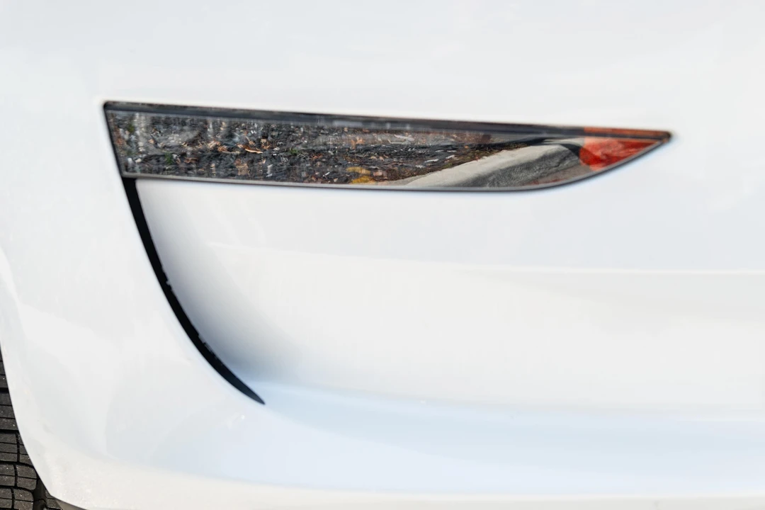 2023 Tesla Model 3 - Image 16 of 31