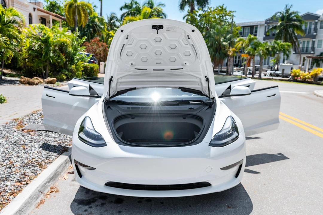 2023 Tesla Model 3 - Image 14 of 31