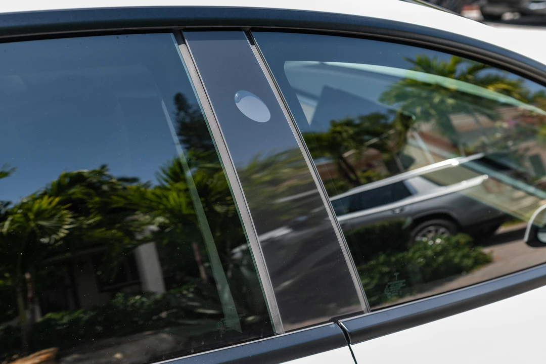 2023 Tesla Model 3 - Image 23 of 31