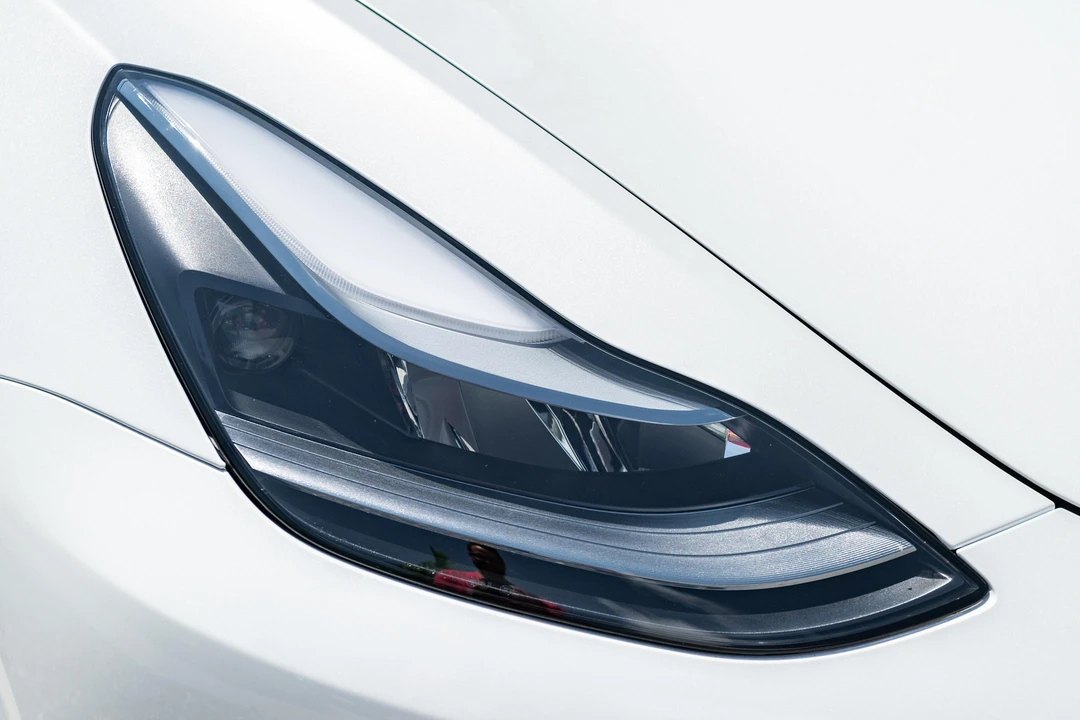 2023 Tesla Model 3 - Image 15 of 31
