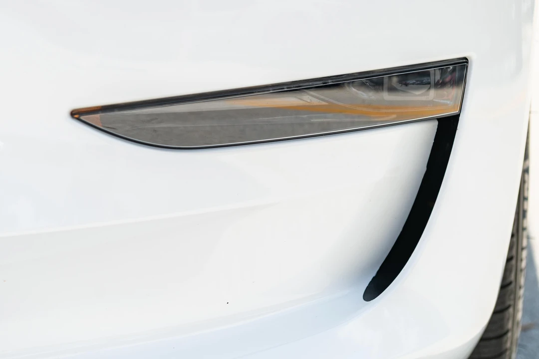 2023 Tesla Model 3 - Image 17 of 31