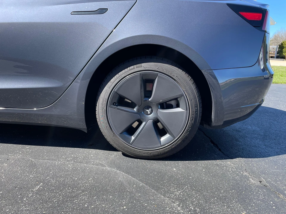 2023 Tesla Model 3 - Image 29 of 31