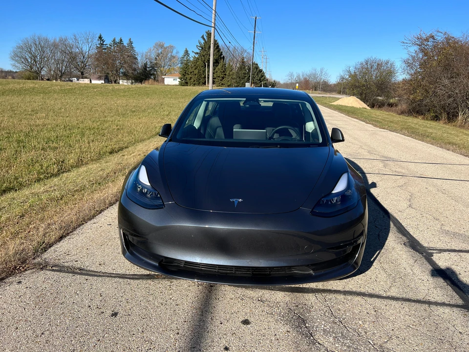 2023 Tesla Model 3 - Image 6 of 31