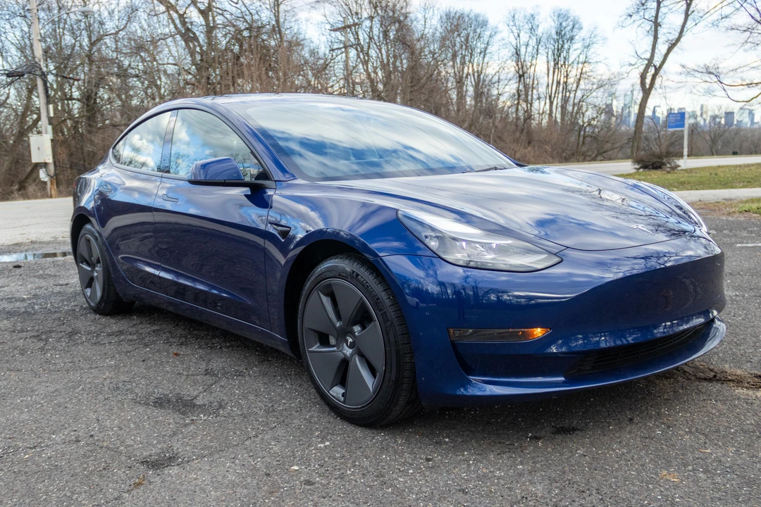 2023 Tesla Model 3 - Image 18 of 31