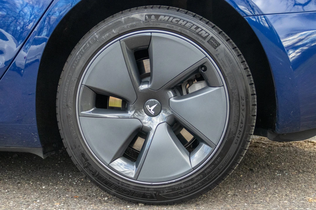 2023 Tesla Model 3 - Image 26 of 31