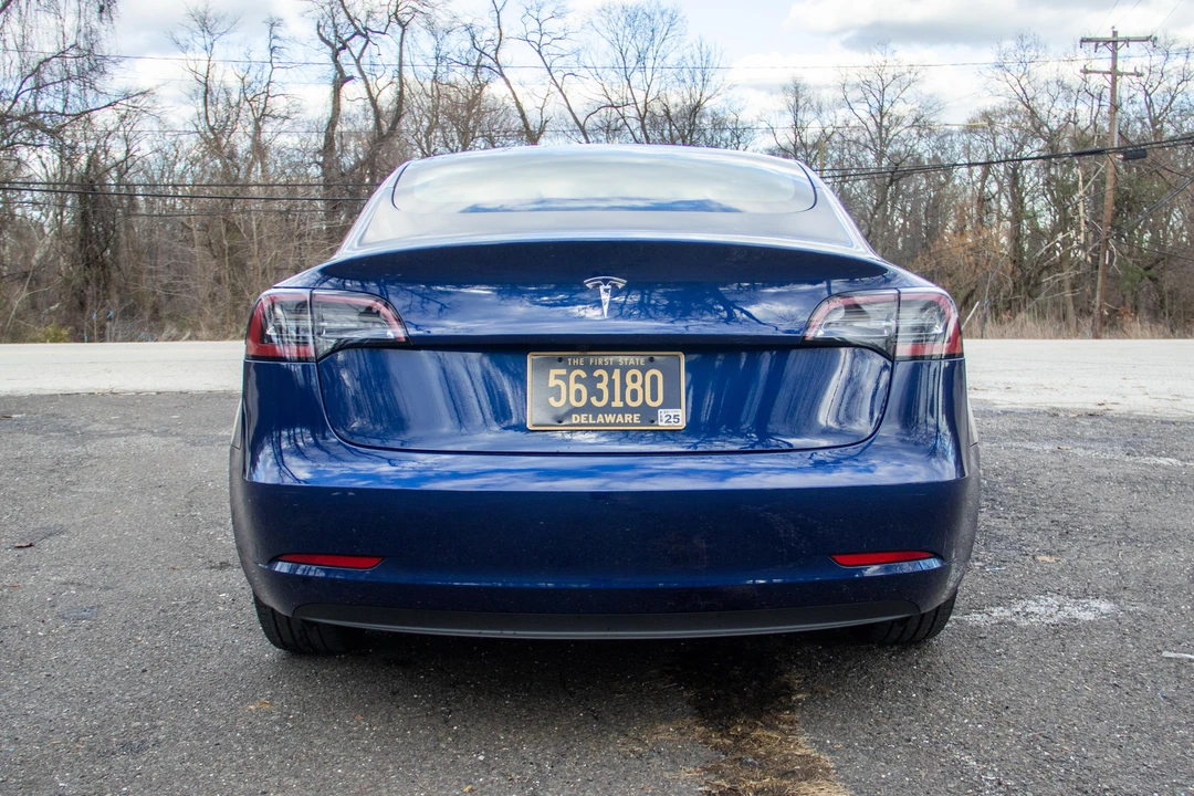 2023 Tesla Model 3 - Image 15 of 31