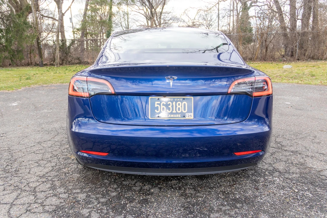 2023 Tesla Model 3 - Image 13 of 31