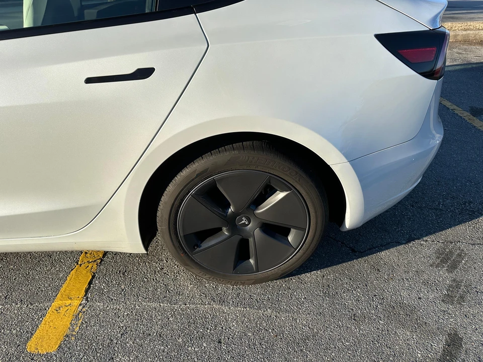 2023 Tesla Model 3 - Image 31 of 31