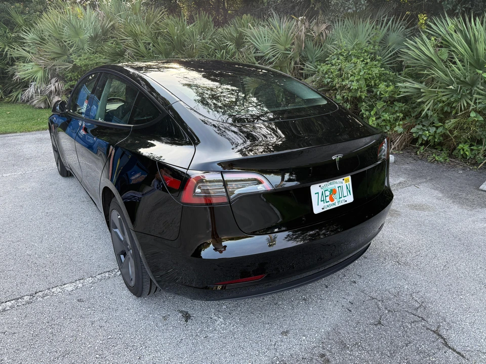 2023 Tesla Model 3 - Image 13 of 31