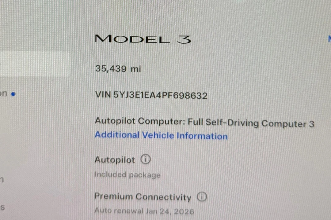 2023 Tesla Model 3 - Image 30 of 31
