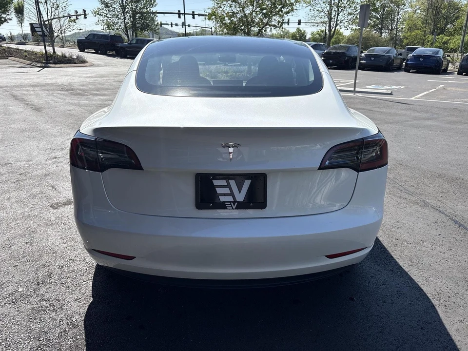 2023 Tesla Model 3 - Image 6 of 17