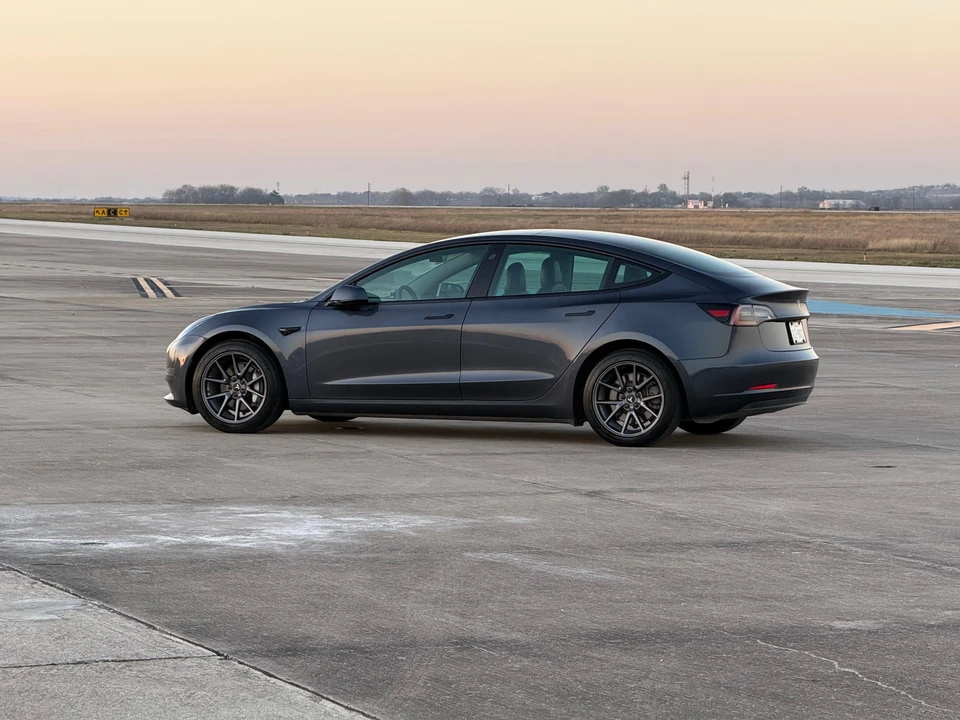 2023 Tesla Model 3 - Image 12 of 24