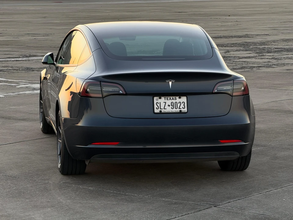 2023 Tesla Model 3 - Image 18 of 24