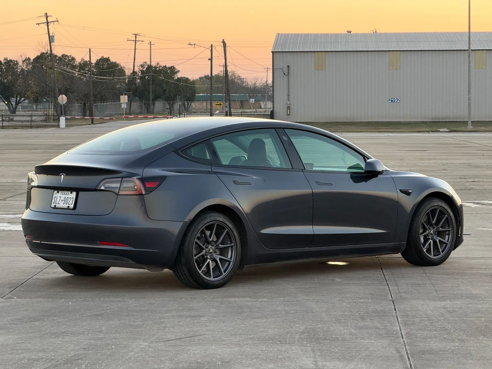 2023 Tesla Model 3 - Image 21 of 24