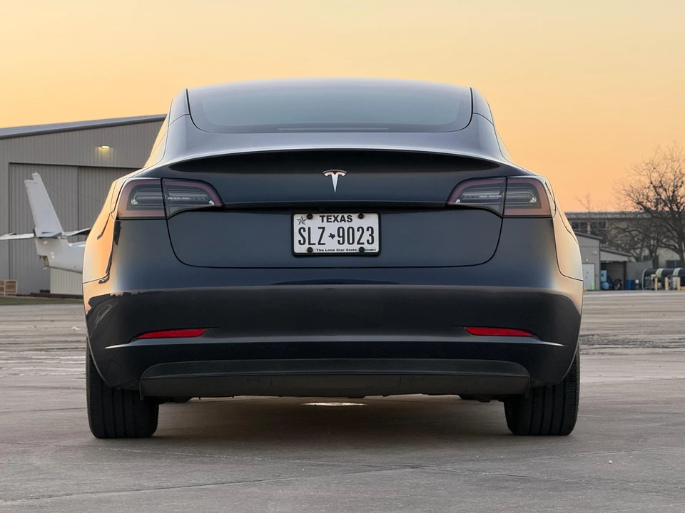 2023 Tesla Model 3 - Image 19 of 24