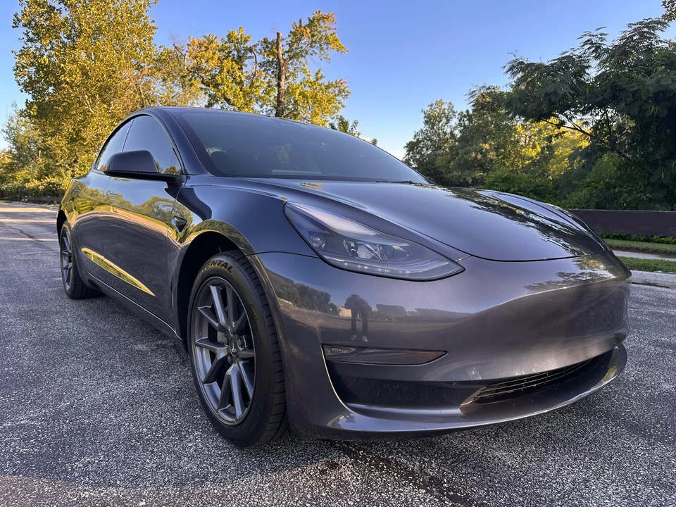 2023 Tesla Model 3 - Image 15 of 31