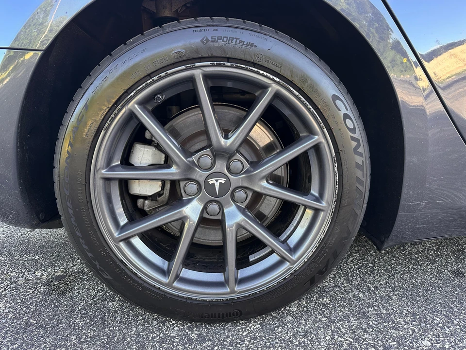 2023 Tesla Model 3 - Image 29 of 31