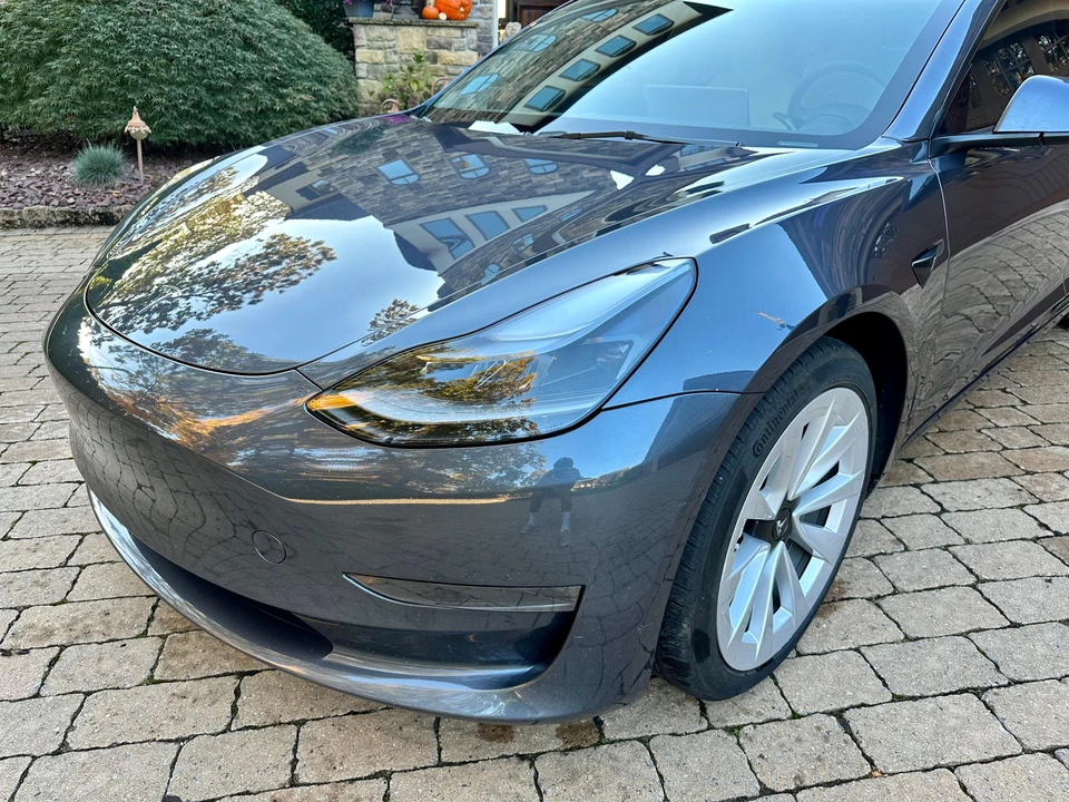 2023 Tesla Model 3 - Image 21 of 31
