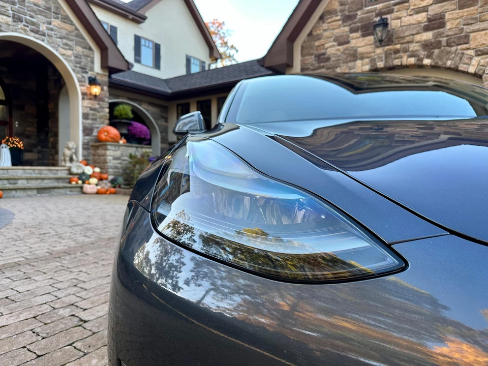 2023 Tesla Model 3 - Image 19 of 31
