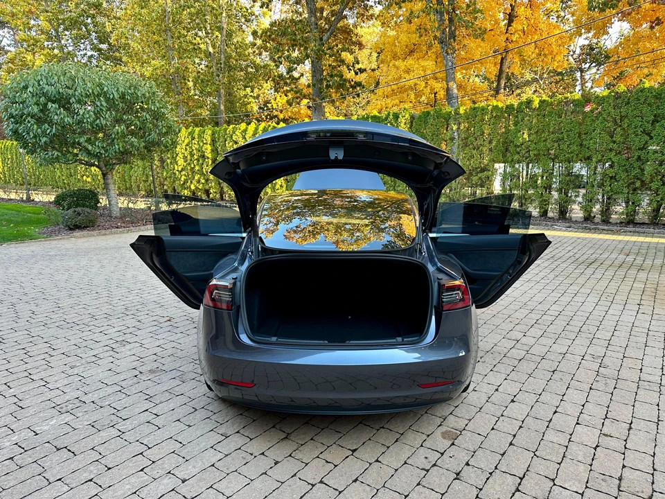 2023 Tesla Model 3 - Image 16 of 31