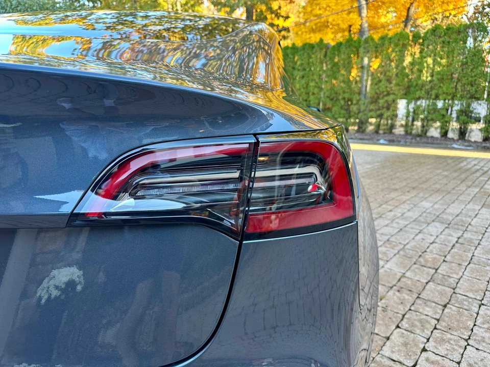 2023 Tesla Model 3 - Image 29 of 31