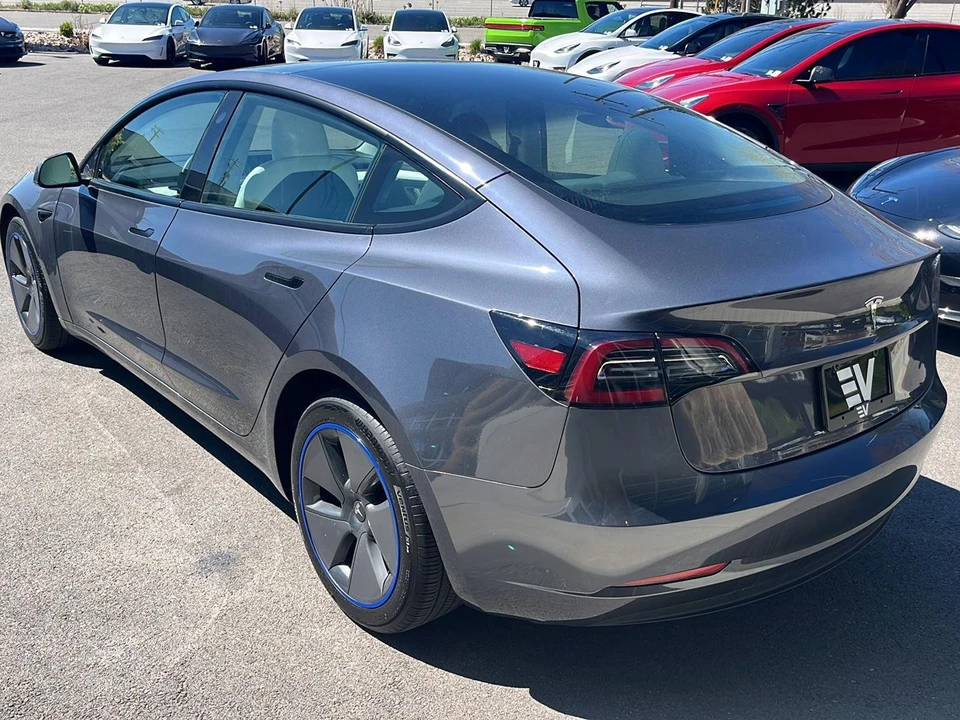 2023 Tesla Model 3 - Image 6 of 21