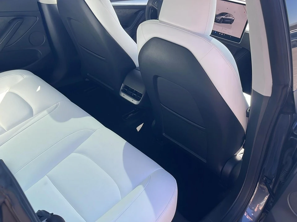 2023 Tesla Model 3 - Image 19 of 21